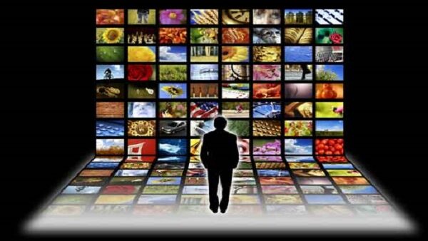 الإعلام ودوره في المجتمعات الإنسانية